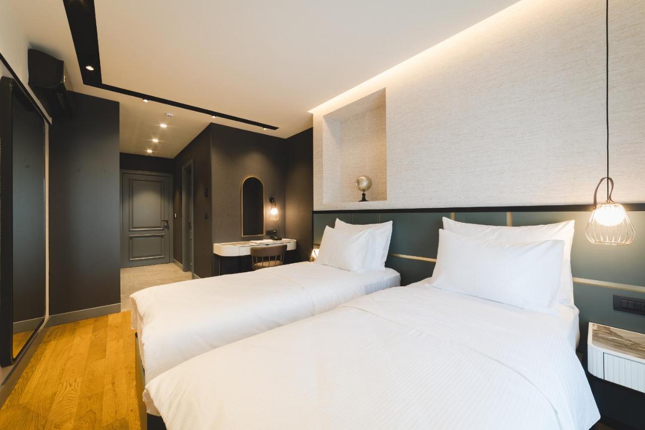 Signum Hotel Podgorica Exterior photo
